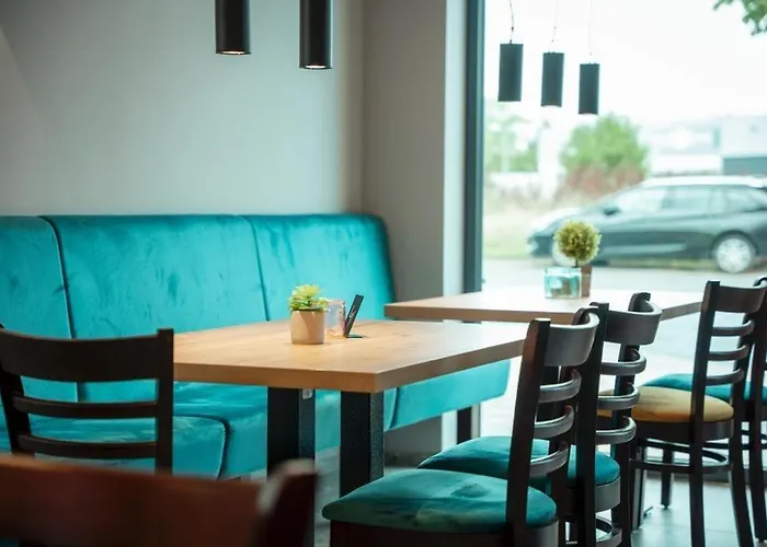 Vis A Vis 4* מיינץ